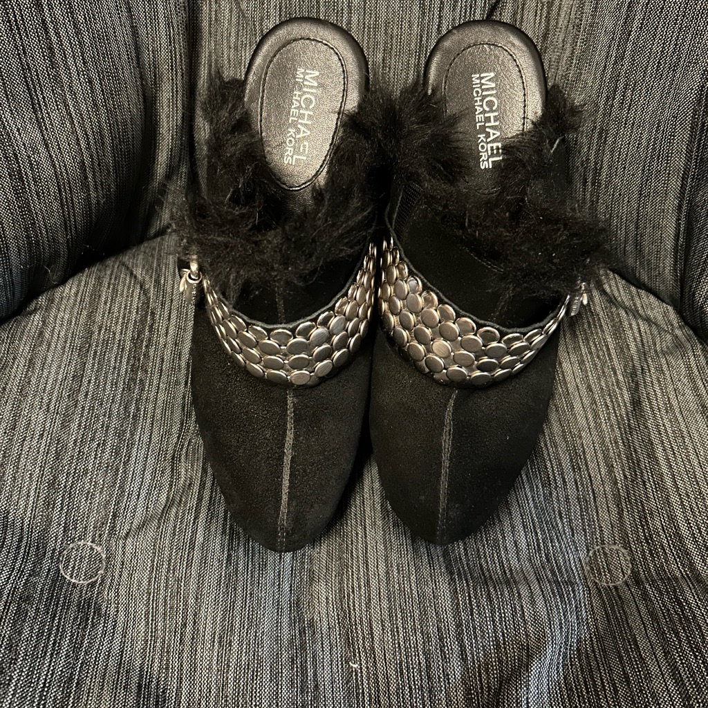 Preowned Michael Kors Black Mules With Silver Detail Preowned Michael Kors Black Mules With Silver Detail